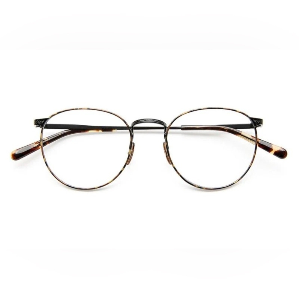 SALT. Brower Black Sand